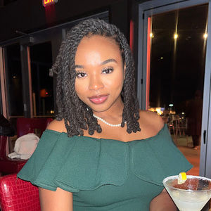 Meet your Posher, Myuah